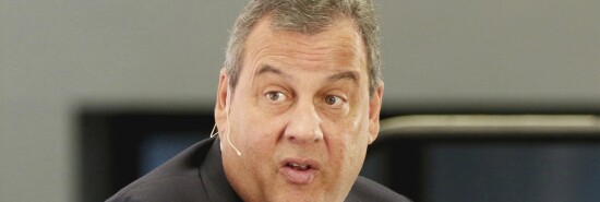 Chris Christie participates in the "Chris Christie Town Hall" at Politicon in Los Angeles.